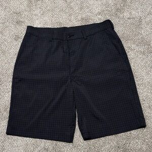 PGA Tour Men's Black Grid Pattern Shorts